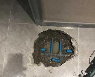 金台阳台漏水维修公司分享下暖气管道漏水的原因有哪些